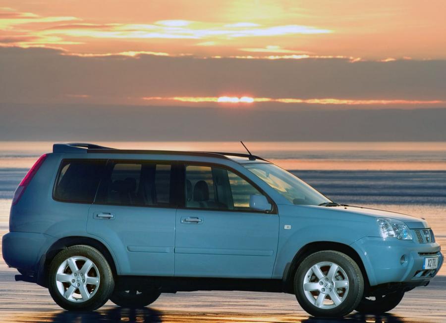  Nissan X-Trail 2004 года  (UK) (фото 9 из 17)
